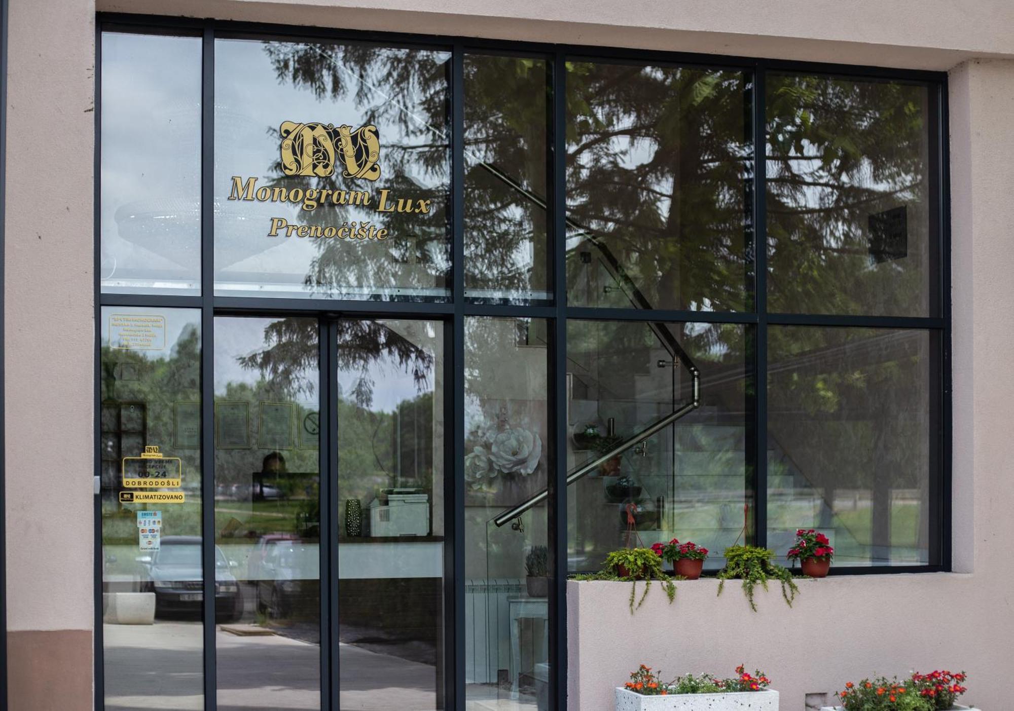 Monogramlux Hotel Indija ภายนอก รูปภาพ