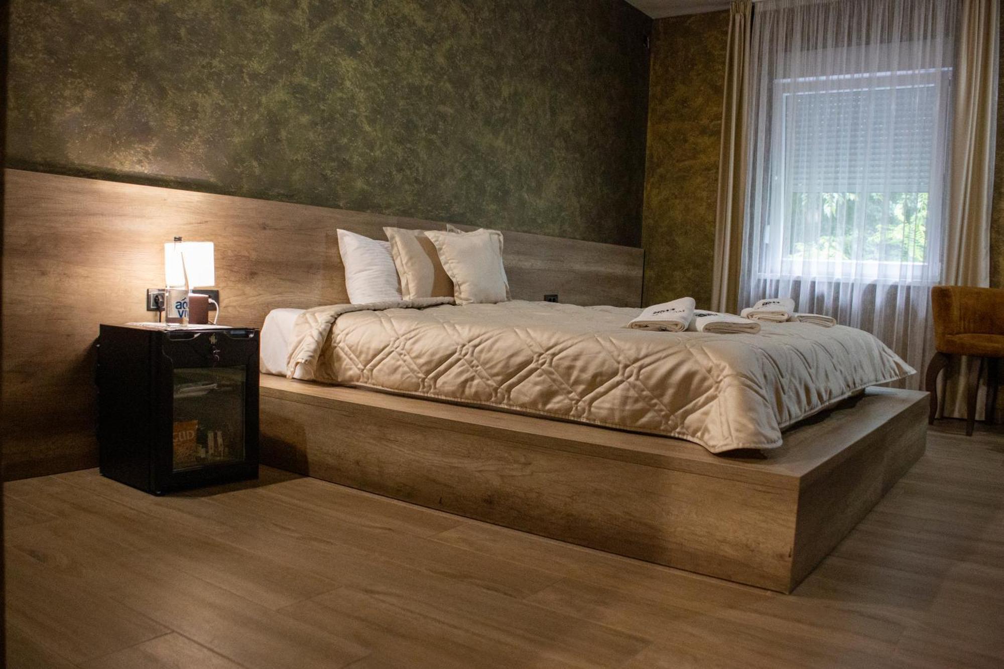 Monogramlux Hotel Indija ภายนอก รูปภาพ
